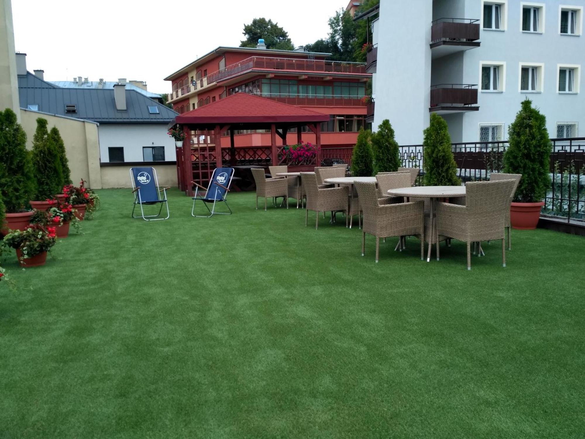 Hotel *** Nat Krynica-Zdrój Exterior foto