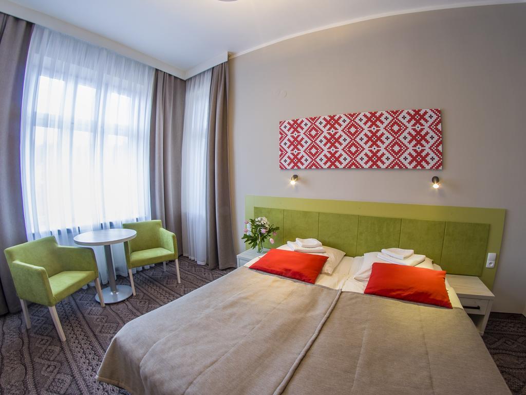 Hotel *** Nat Krynica-Zdrój Exterior foto